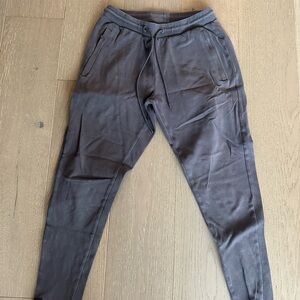 Alphalete Men's Gray Jogger Pants